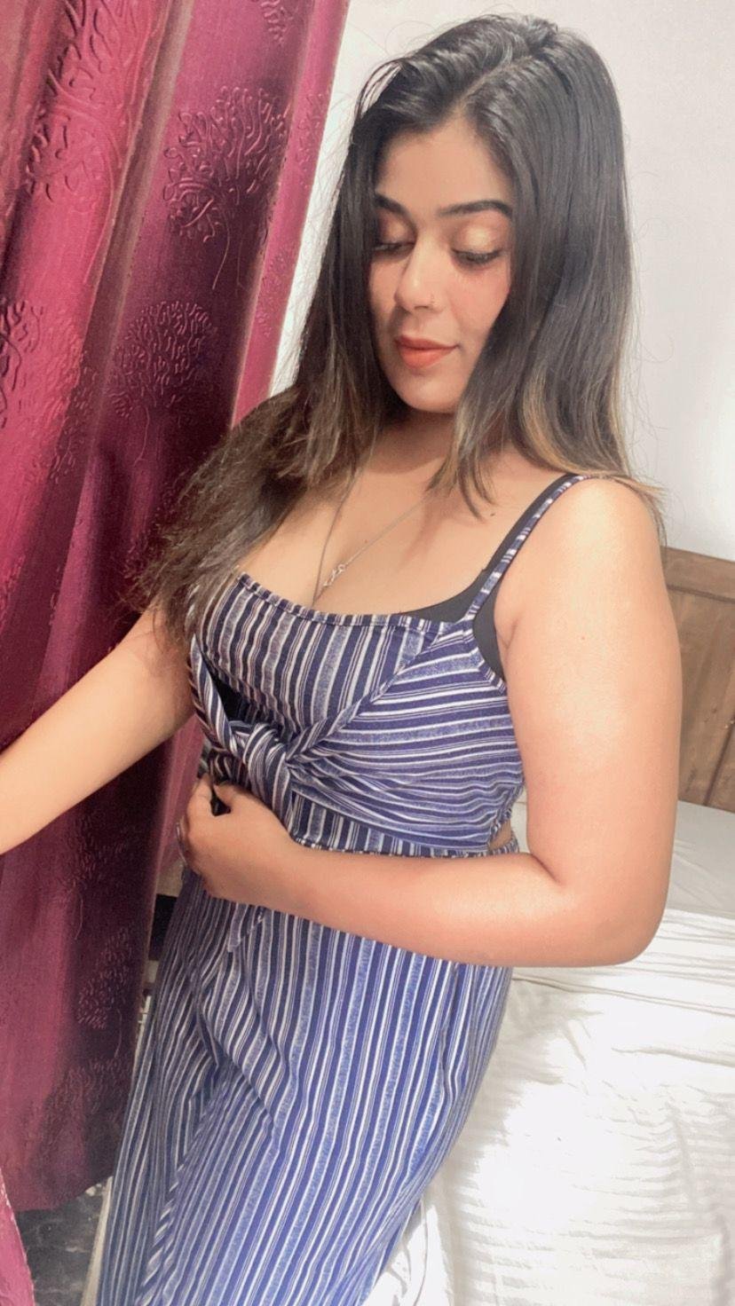  call girls service in New Okhla